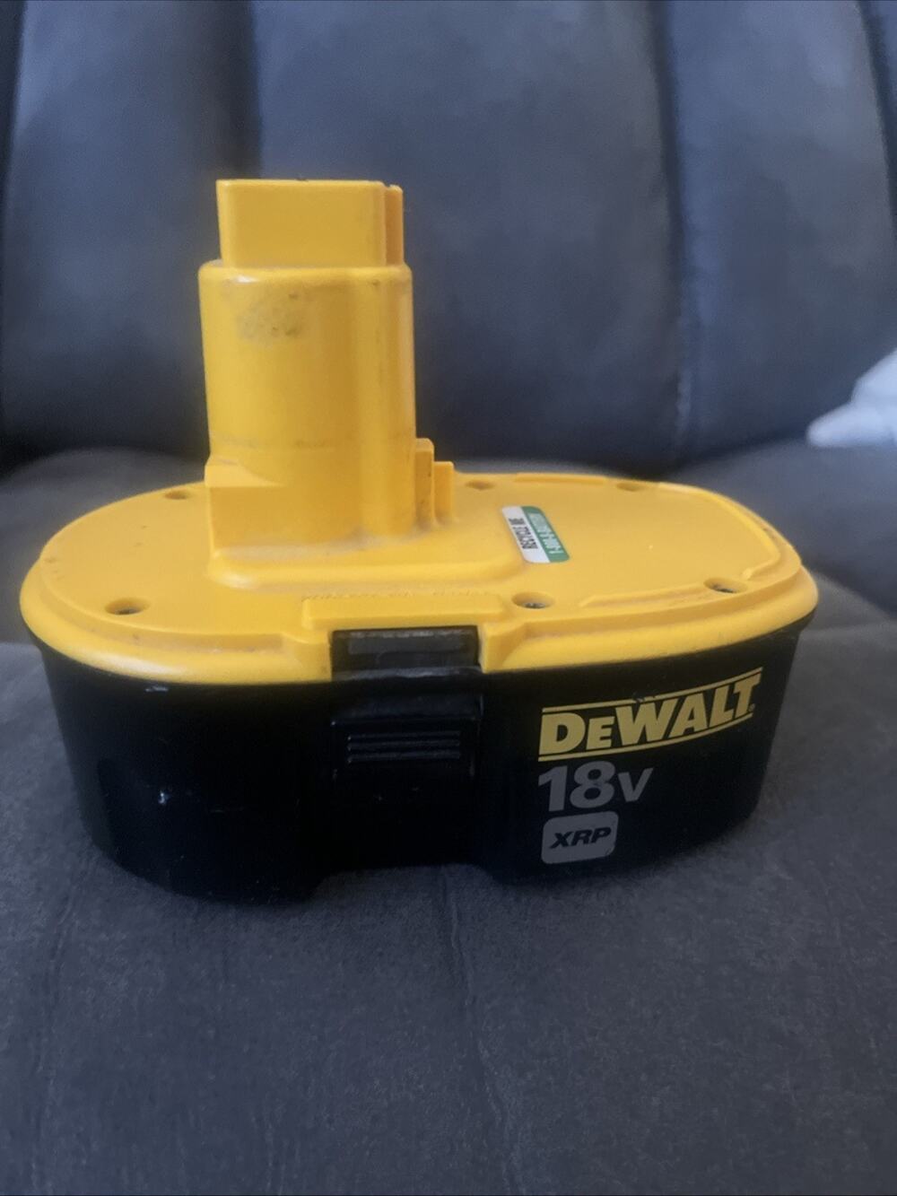 Dewalt Genuine 18v XRP Battery OEM DC9096 Replacement Power Pack 18 volt
